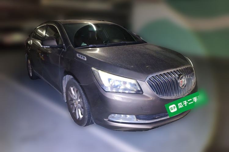 Used Buick LaCrosse 2013 2.4L SIDI Elite Comfort Version Front Right 45 Deg