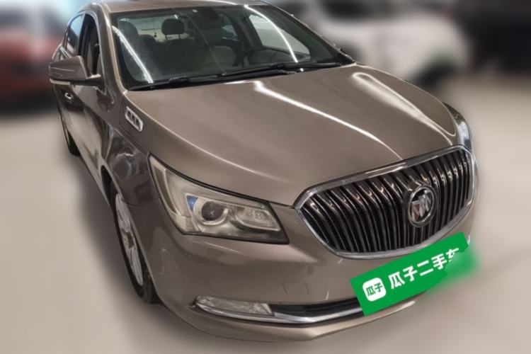 Used Buick LaCrosse 2013 2.4L SIDI Leading Comfort Version Front Right 45 Deg