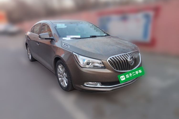 Used Buick LaCrosse 2013 2.4L SIDI Leading Comfort Version Front Right 45 Deg