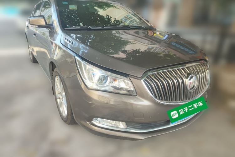 Used Buick LaCrosse 2013 2.4L SIDI Elite Comfort Version Front Right 45 Deg