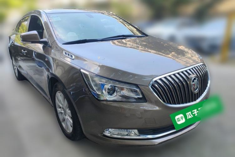 Used Buick LaCrosse 2013 2.4L SIDI Elite Comfort Version Front Right 45 Deg