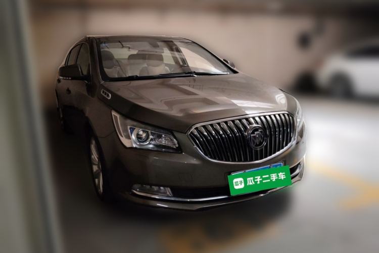 Used Buick LaCrosse 2013 2.0T SIDI Technology Version Front Right 45 Deg