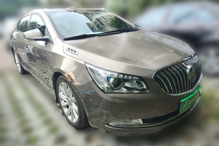 Used Buick LaCrosse 2013 2.4L SIDI Luxury Comfort Edition Front Right 45 Deg