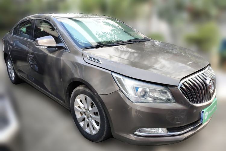 Used Buick LaCrosse 2013 2.4L SIDI Leading Comfort Version Front Right 45 Deg