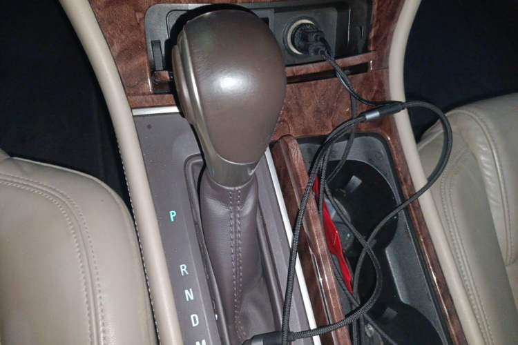 Used Buick LaCrosse 2013 eAssist 2.4L Eco-Friendly Comfort Model Gear Lever