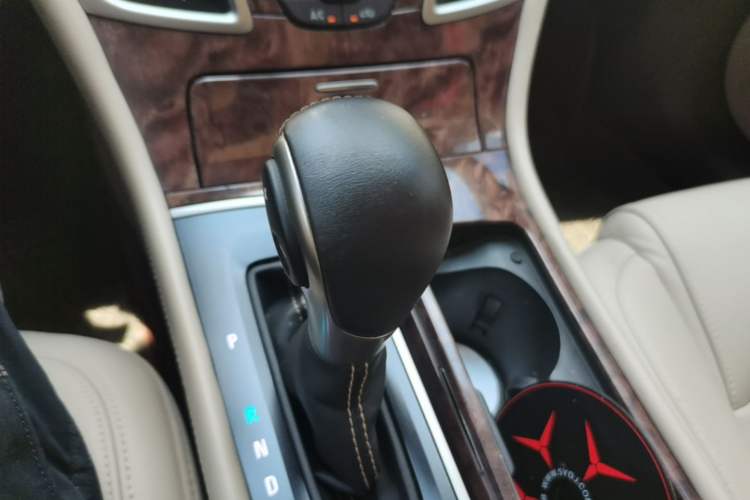 Used Buick LaCrosse 2013 2.4L SIDI Leading Comfort Version Gear Lever