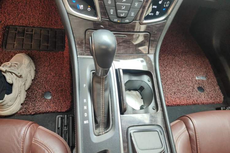 Used Buick LaCrosse 2013 2.4L SIDI Luxury Comfort Edition Gear Lever