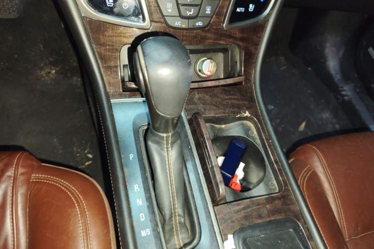Used Buick LaCrosse 2013 2.4L SIDI Luxury Comfort Edition Gear Lever