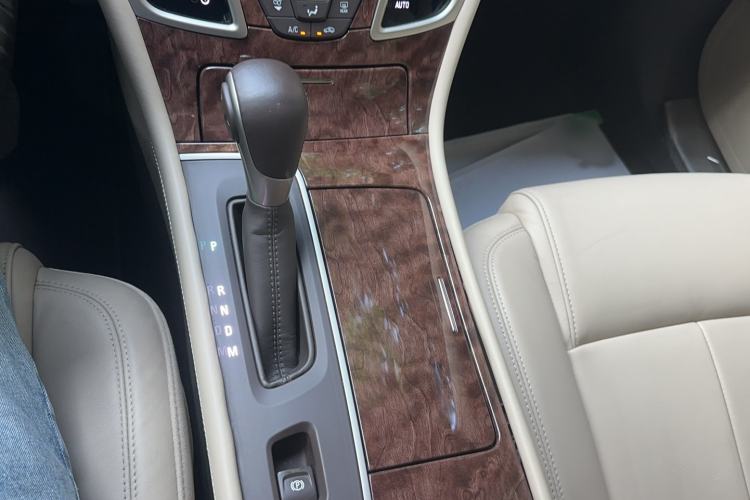Used Buick LaCrosse 2013 2.4L SIDI Leading Comfort Version Gear Lever