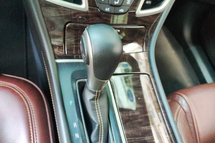 Used Buick LaCrosse 2013 2.4L SIDI Elite Comfort Version Gear Lever