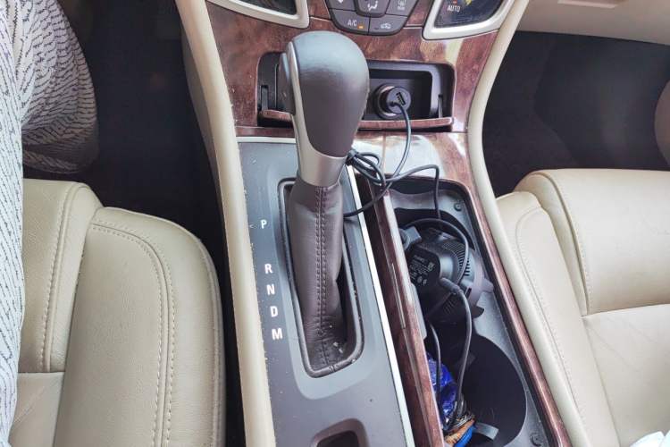 Used Buick LaCrosse 2013 2.4L SIDI Leading Comfort Version Gear Lever