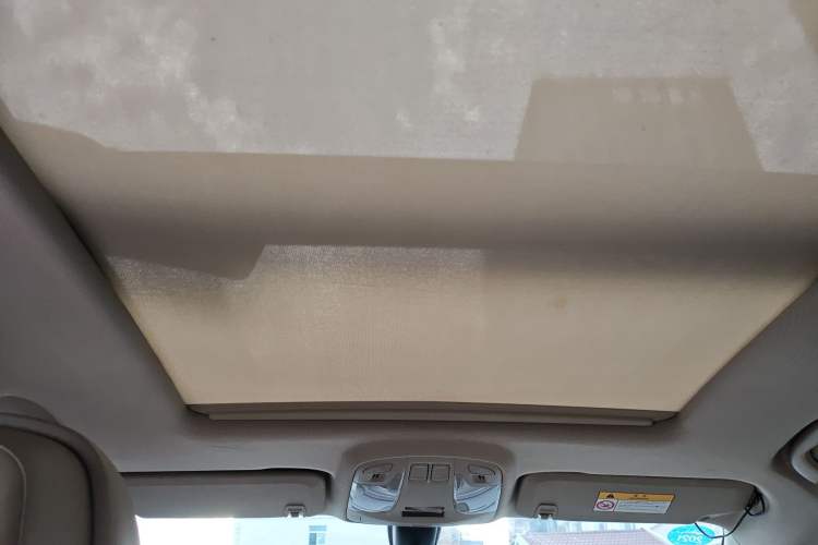 Used Buick LaCrosse 2013 2.4L SIDI Leading Comfort Version Headliner