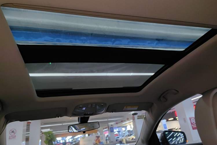 Used Buick LaCrosse 2013 2.4L SIDI Leading Comfort Version Headliner