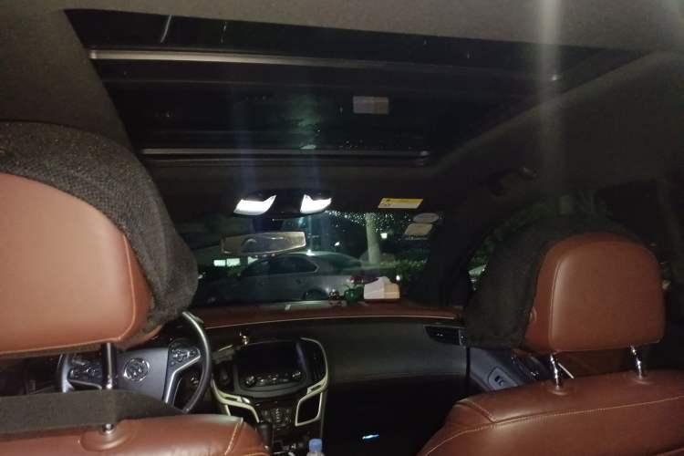 Used Buick LaCrosse 2013 2.4L SIDI Elite Comfort Version Headliner