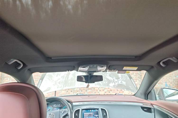 Used Buick LaCrosse 2013 2.4L SIDI Elite Comfort Version Headliner