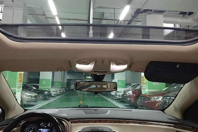 Used Buick LaCrosse 2013 2.4L SIDI Leading Comfort Version Headliner