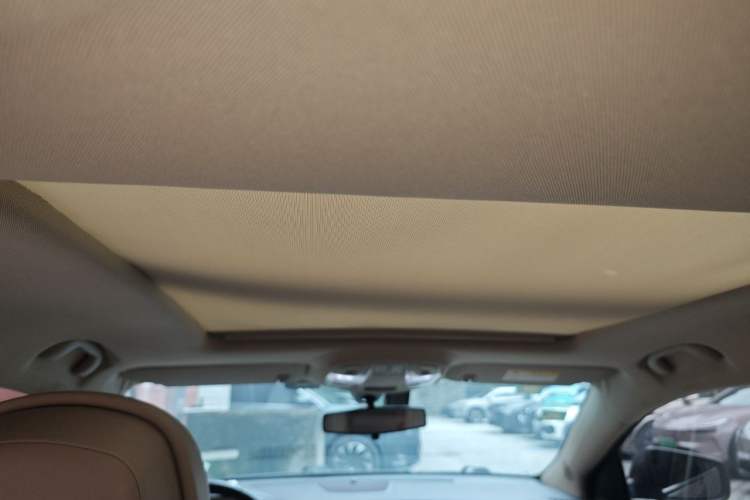Used Buick LaCrosse 2013 2.4L SIDI Leading Comfort Version Headliner