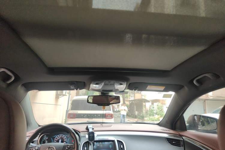 Used Buick LaCrosse 2013 2.4L SIDI Luxury Comfort Edition Headliner