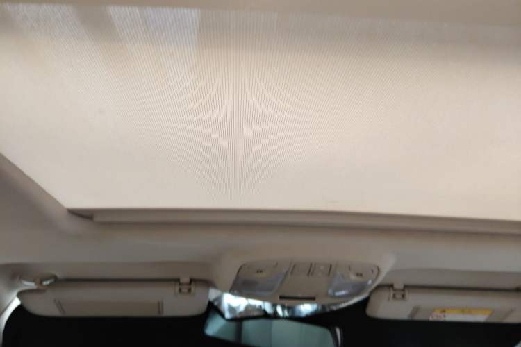 Used Buick LaCrosse 2013 2.4L SIDI Leading Comfort Version Headliner