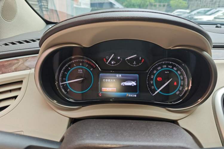 Used Buick LaCrosse 2013 2.4L SIDI Leading Comfort Version Instrument Cluster