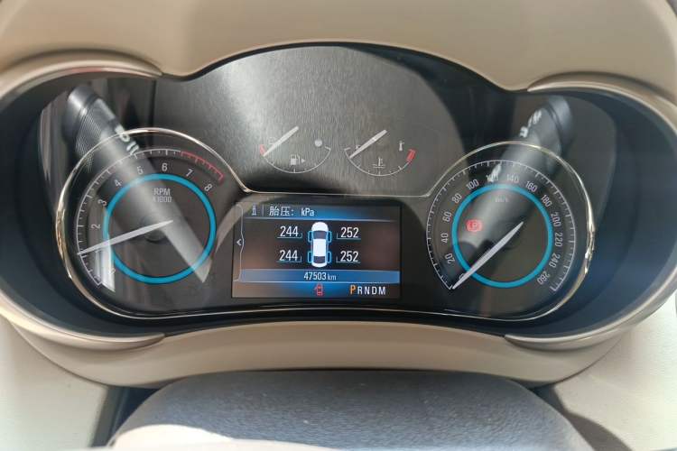 Used Buick LaCrosse 2013 2.4L SIDI Leading Comfort Version Instrument Cluster