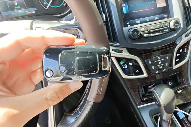 Used Buick LaCrosse 2013 2.4L SIDI Elite Comfort Version Interior 1