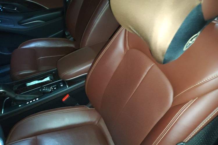 Used Buick LaCrosse 2013 2.4L SIDI Luxury Comfort Edition Left Front Seat