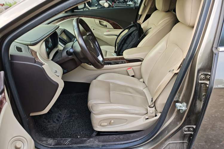 Used Buick LaCrosse 2013 2.4L SIDI Leading Comfort Version Left Front Seat