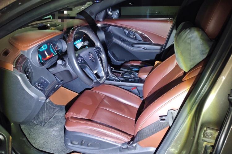 Used Buick LaCrosse 2013 2.4L SIDI Luxury Comfort Edition Left Front Seat