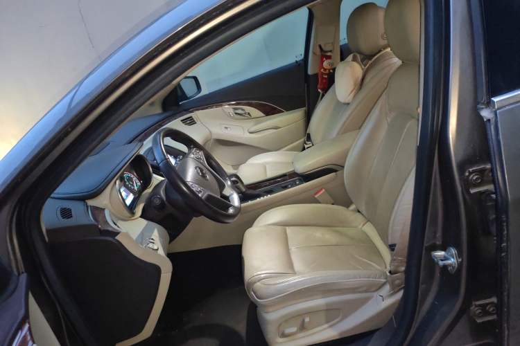 Used Buick LaCrosse 2013 2.4L SIDI Leading Comfort Version Left Front Seat
