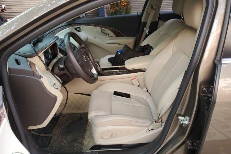 Used Buick LaCrosse 2013 2.4L SIDI Leading Comfort Version Left Front Seat