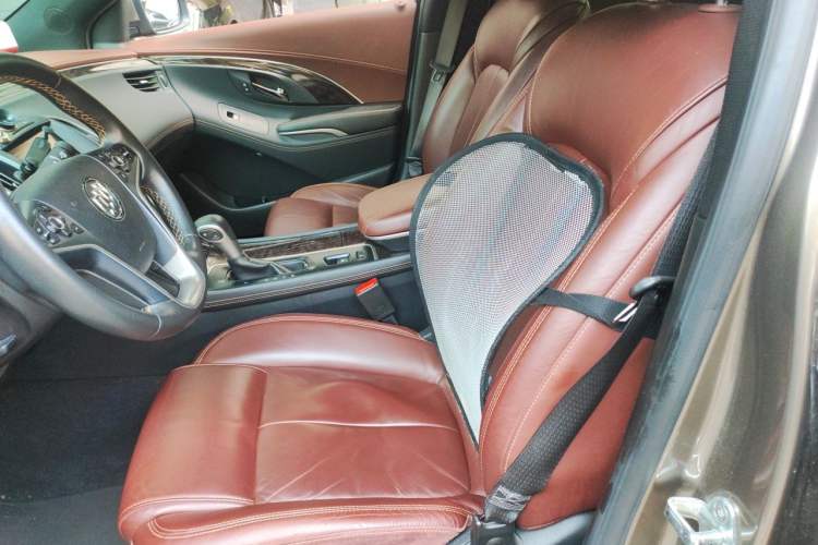 Used Buick LaCrosse 2013 2.4L SIDI Elite Comfort Version Left Front Seat