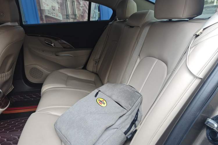 Used Buick LaCrosse 2013 2.4L SIDI Leading Comfort Version Left Rear Seat