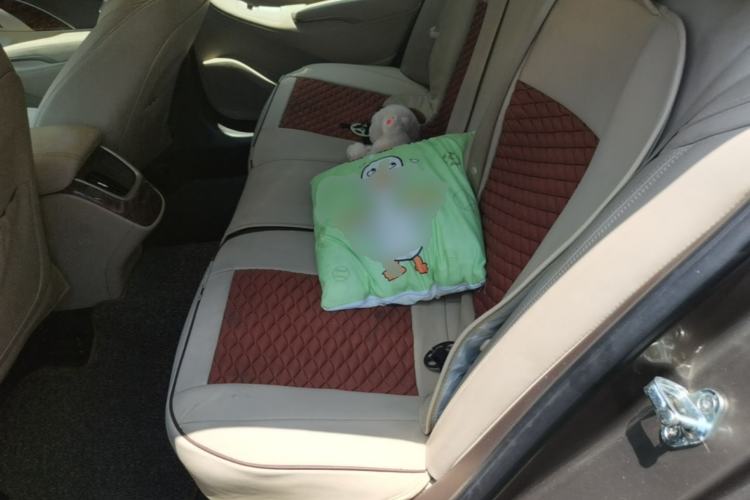 Used Buick LaCrosse 2013 2.4L SIDI Leading Comfort Version Left Rear Seat
