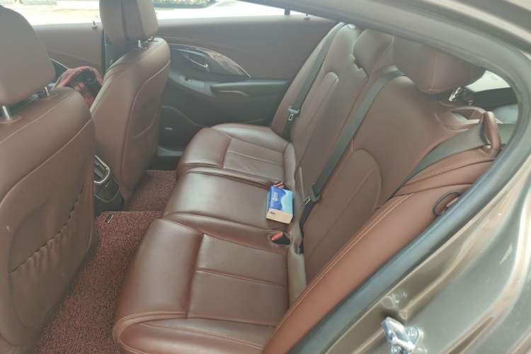 Used Buick LaCrosse 2013 2.4L SIDI Luxury Comfort Edition Left Rear Seat