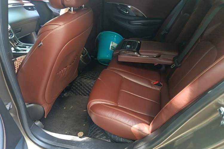 Used Buick LaCrosse 2013 2.4L SIDI Luxury Comfort Edition Left Rear Seat