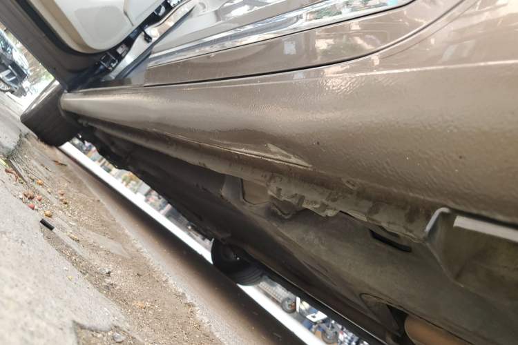 Used Buick LaCrosse 2013 2.4L SIDI Leading Comfort Version Left Side Sill