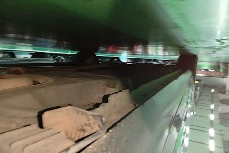 Used Buick LaCrosse 2013 2.4L SIDI Leading Comfort Version Left Side Sill