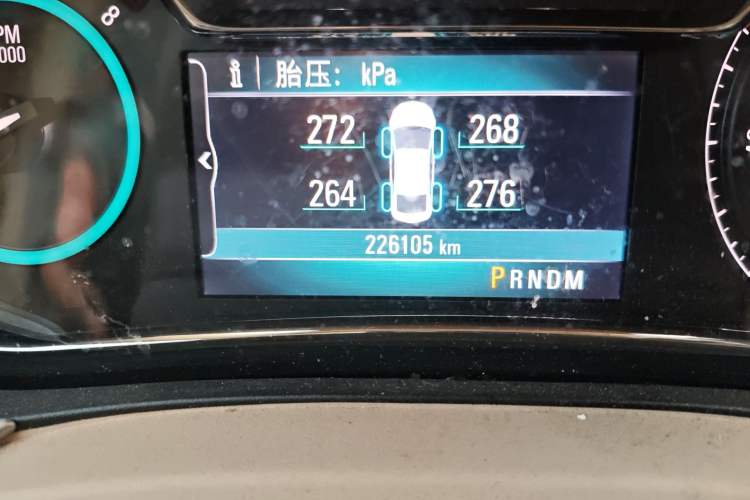 Used Buick LaCrosse 2013 2.4L SIDI Leading Comfort Version Odometer Close Up