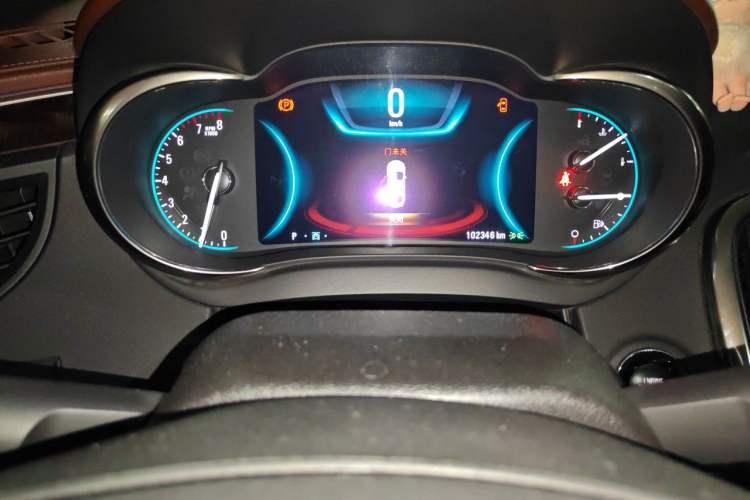 Used Buick LaCrosse 2013 2.4L SIDI Luxury Comfort Edition Odometer Close Up