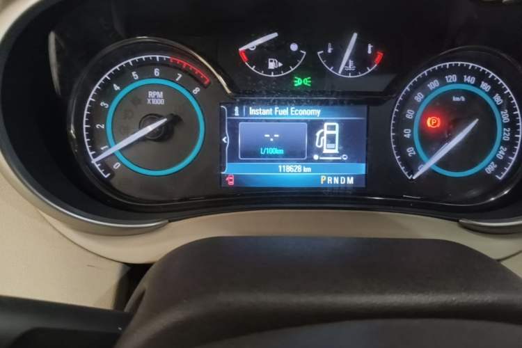 Used Buick LaCrosse 2013 2.4L SIDI Leading Comfort Version Odometer Close Up