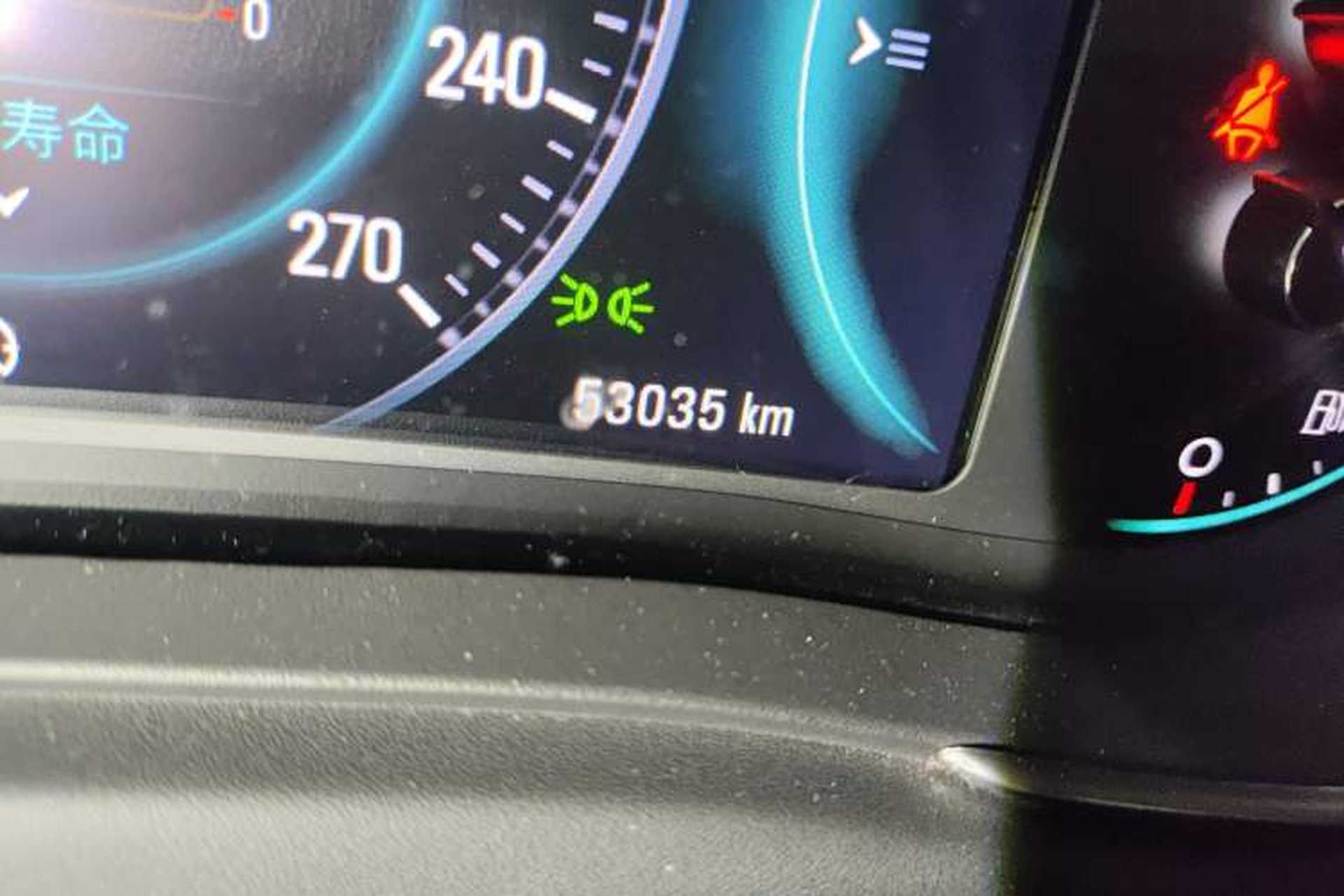 Used Buick LaCrosse 2013 2.4L SIDI Luxury Comfort Edition Odometer Close Up