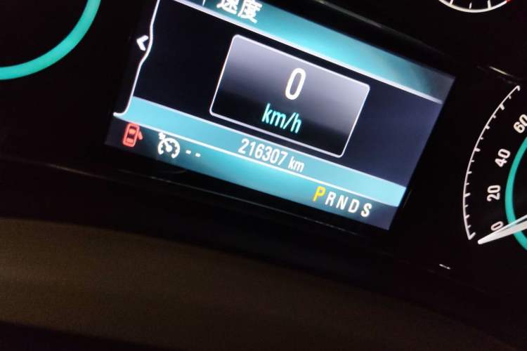 Used Buick LaCrosse 2013 2.0T SIDI Technology Version Odometer Close Up