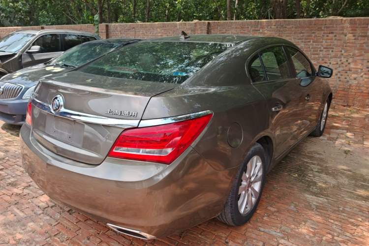Used Buick LaCrosse 2013 2.4L SIDI Elite Comfort Version Rear Right 45 Deg