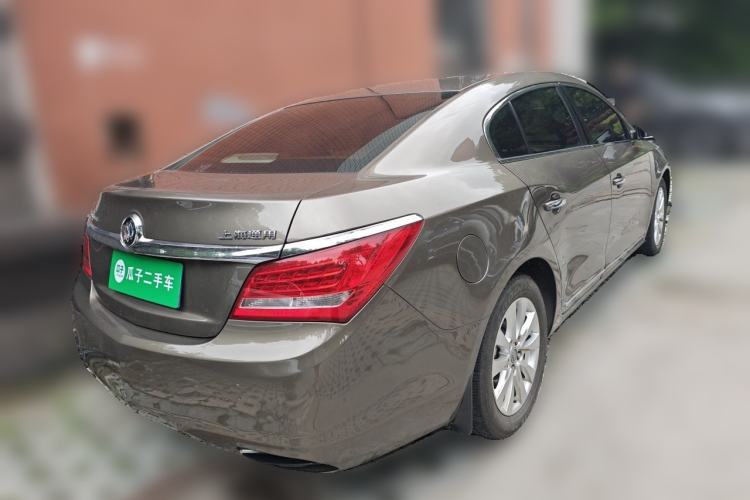 Used Buick LaCrosse 2013 2.4L SIDI Leading Comfort Version Rear Right 45 Deg
