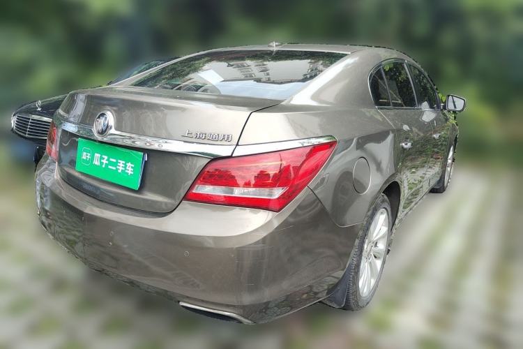 Used Buick LaCrosse 2013 2.4L SIDI Luxury Comfort Edition Rear Right 45 Deg