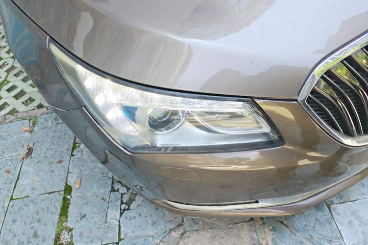 Used Buick LaCrosse 2013 2.0T SIDI Smart Luxury Flagship Edition Right Front Headlight