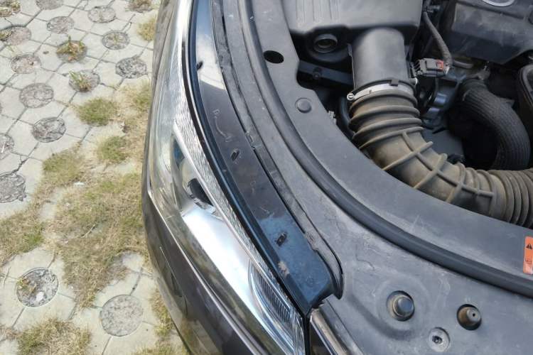 Used Buick LaCrosse 2013 2.4L SIDI Elite Comfort Version Right Front Headlight