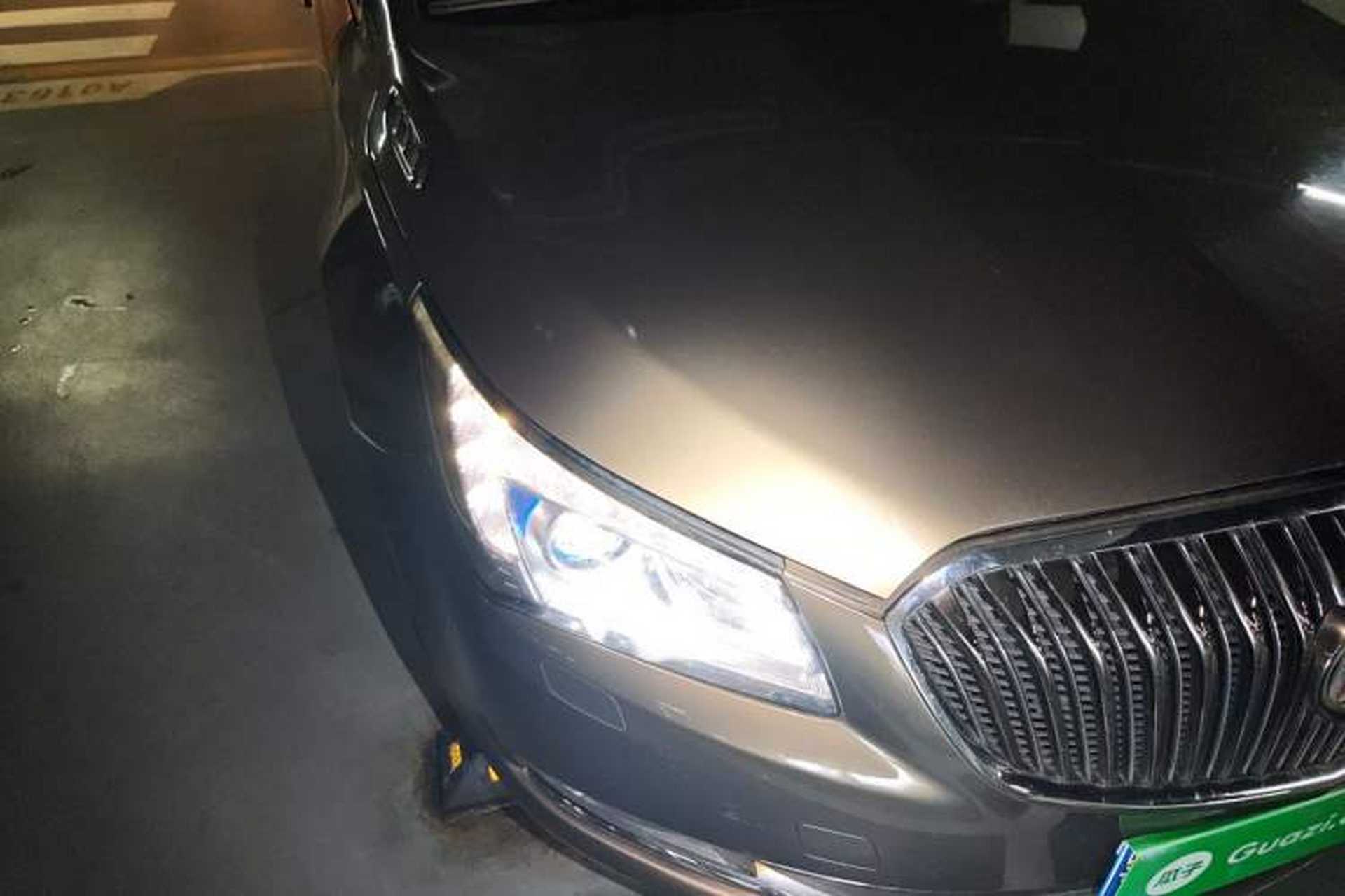 Used Buick LaCrosse 2013 2.4L SIDI Elite Comfort Version Right Front Headlight