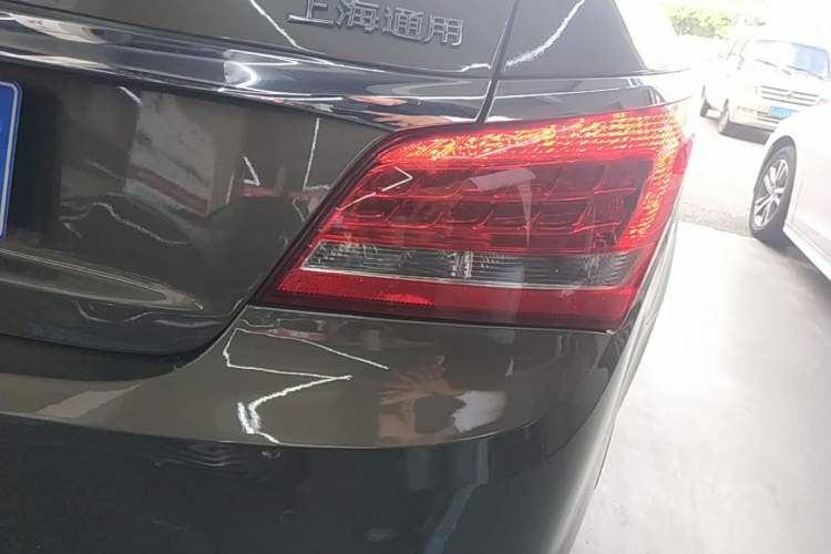 Used Buick LaCrosse 2013 2.4L SIDI Leading Comfort Version Right Rear Taillight